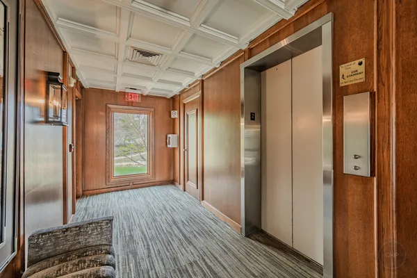 $1,035,000 | 4 Oak Brook Club Drive, Unit G205, Oak Brook, IL 60523