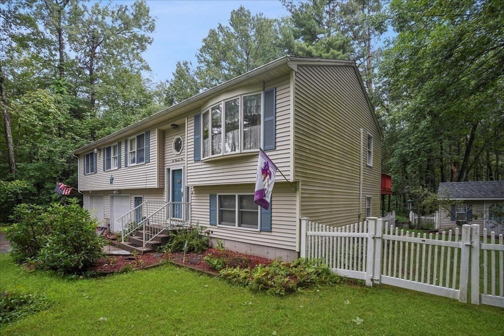 605 Ryan Road Northampton, MA 01062 - Photo 4 of 35 Gallery Image 4