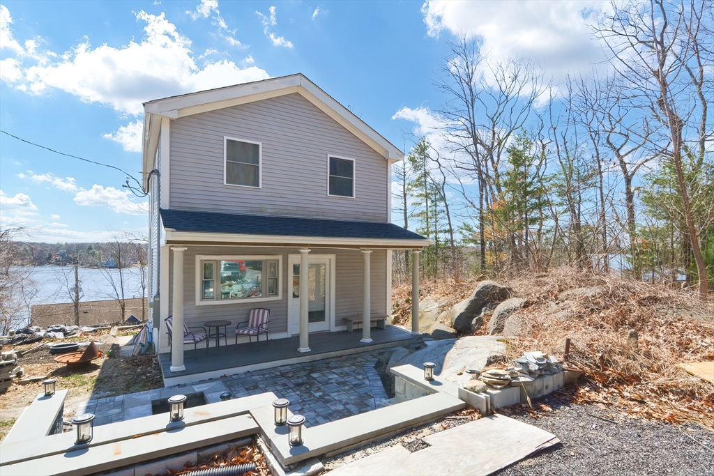 71 Uxbridge Road Mendon, MA 01756 - Photo 2 of 31 Gallery Image 2