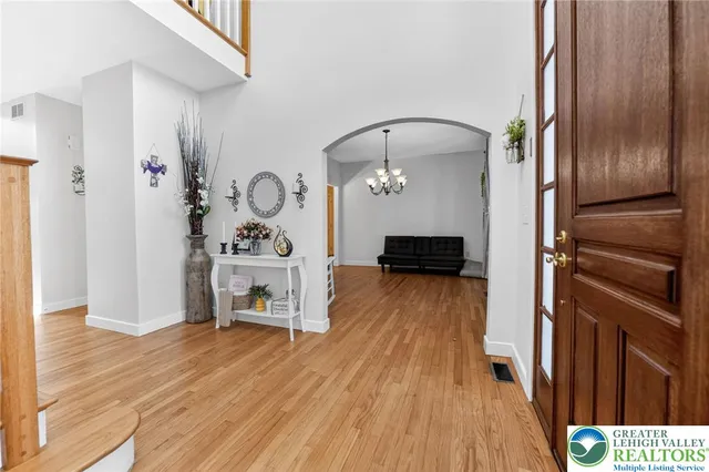 $849,900 | 2588 Kings Mill Road, Hellertown, PA 18055