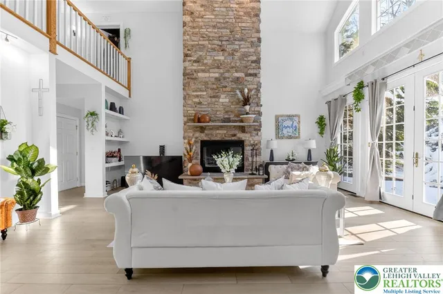 $849,900 | 2588 Kings Mill Road, Hellertown, PA 18055