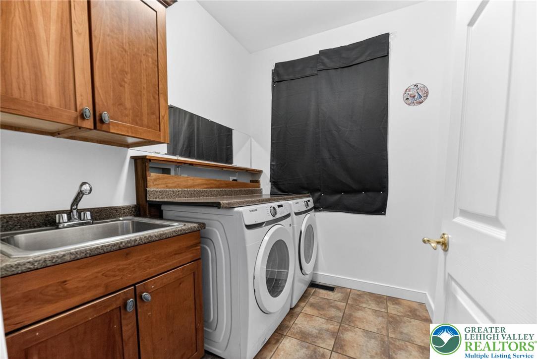 2588 Kings Mill Road Hellertown, PA 18055 - Photo 30 of 59