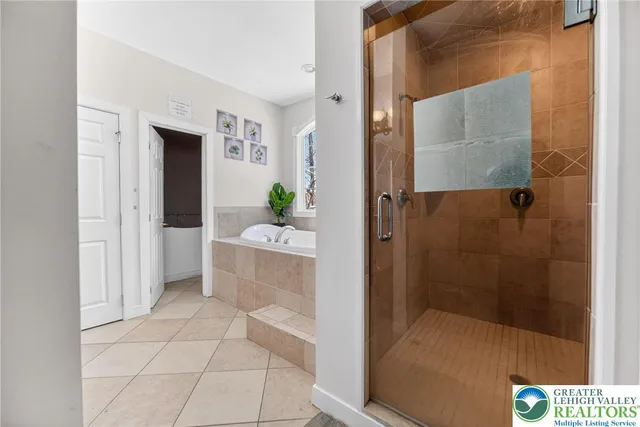 $849,900 | 2588 Kings Mill Road, Hellertown, PA 18055