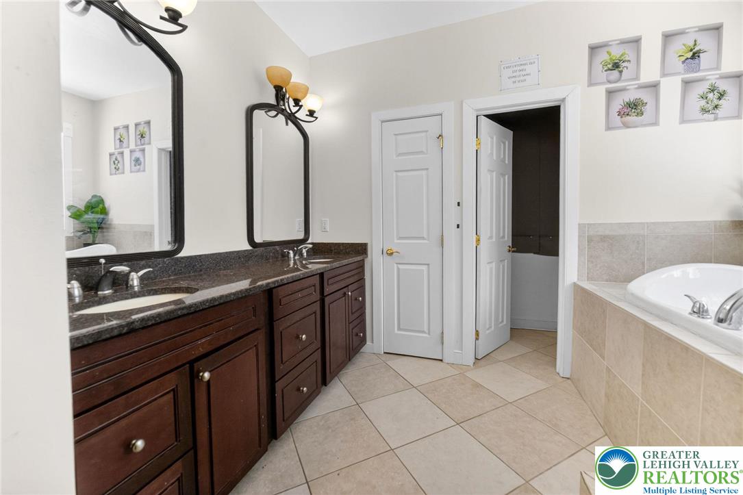 2588 Kings Mill Road Hellertown, PA 18055 - Photo 35 of 59