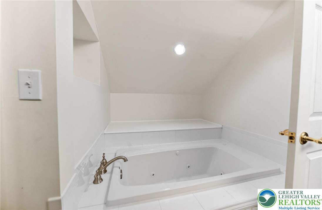 2588 Kings Mill Road Hellertown, PA 18055 - Photo 43 of 59