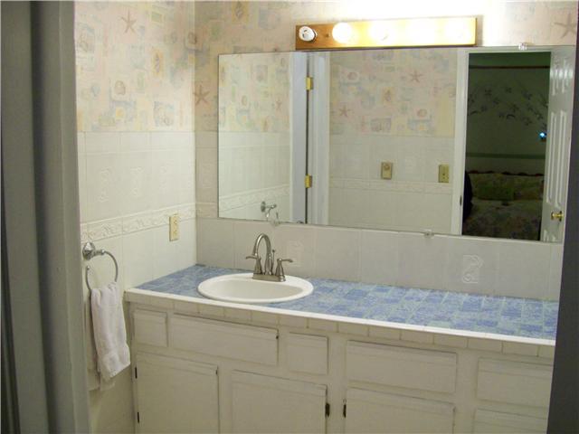 7367 Avalon Trail Road Indianapolis, IN 46250 - Photo 17 of 24 Gallery Image 17