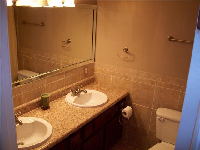 7367 Avalon Trail Road Indianapolis, IN 46250 - Photo 18 of 24 Gallery Image 18