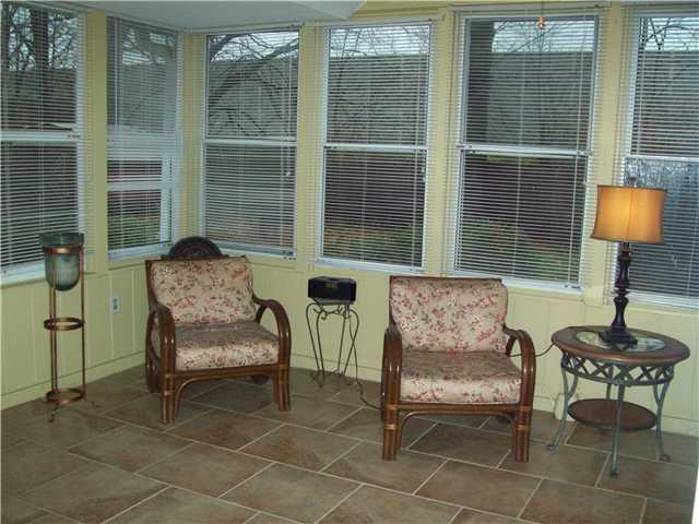 7367 Avalon Trail Road Indianapolis, IN 46250 - Photo 9 of 24 Gallery Image 9