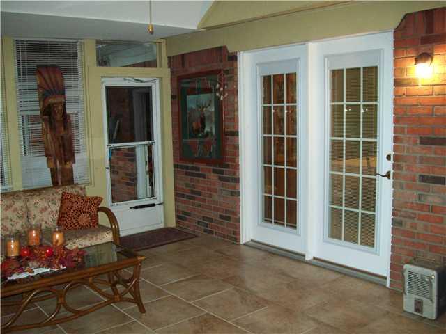7367 Avalon Trail Road Indianapolis, IN 46250 - Photo 10 of 24 Gallery Image 10