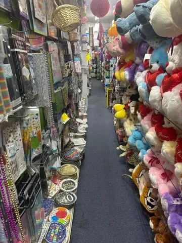 $2,900,000 | 104-29 Roosevelt Avenue | North Corona