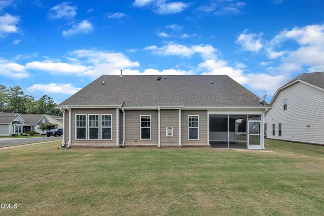 $2,495 | 747 Catherine Lake Court, Fuquay-Varina, NC 27526