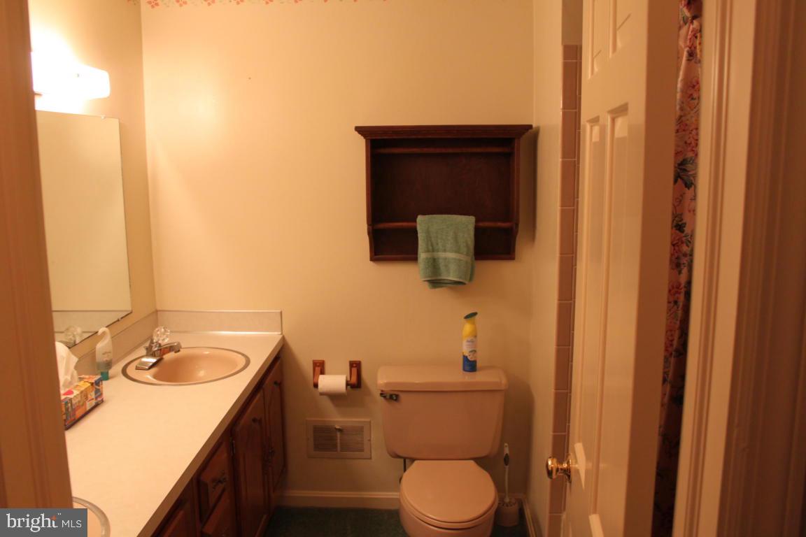 2417 Butter Road Lancaster, PA 17601 - Photo 11 of 23