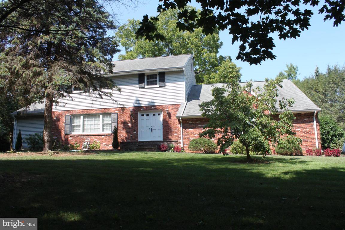 2417 Butter Road Lancaster, PA 17601 - Photo 14 of 23