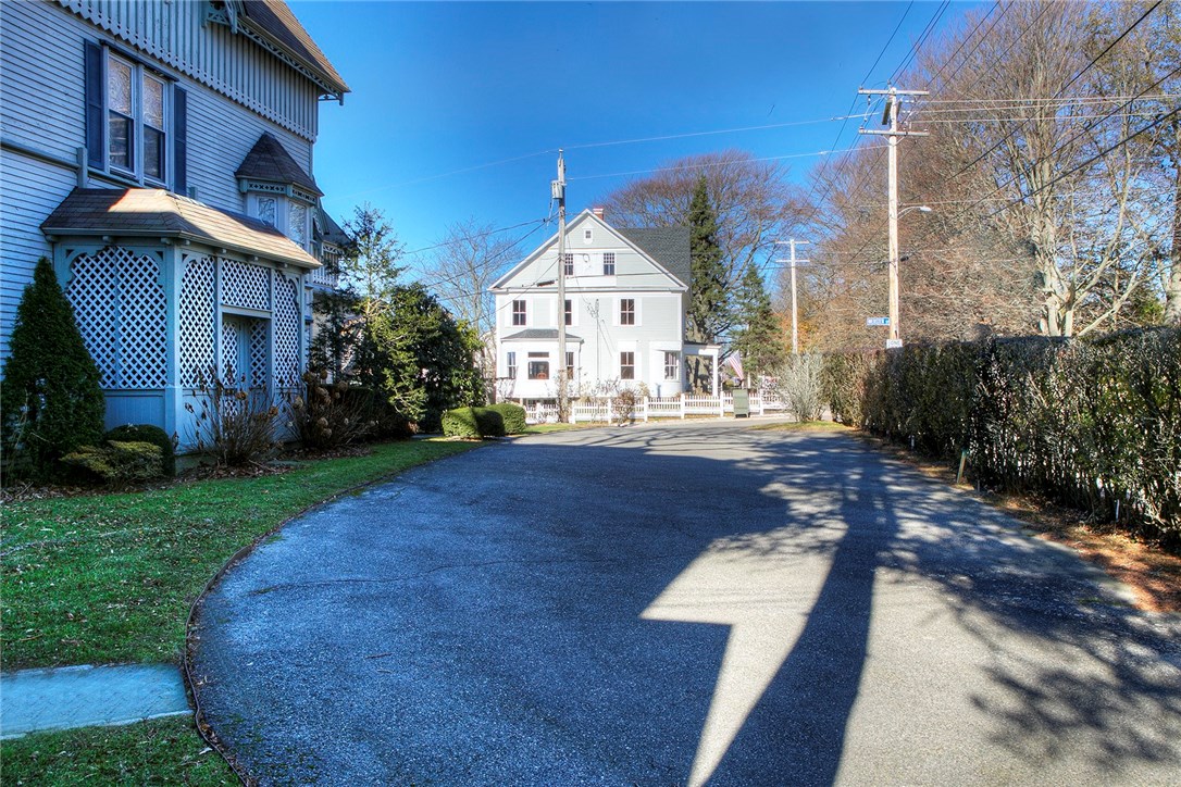 569 Spring Street, Unit 1N Newport, RI 02840 - Photo 20 of 21