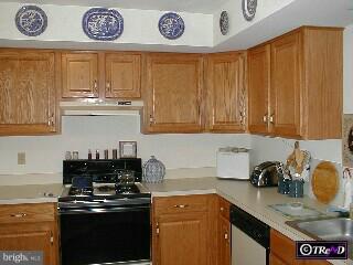 230 Nicole Way Sinking Spring, PA 19608 - Photo 2 of 6 Gallery Image 2