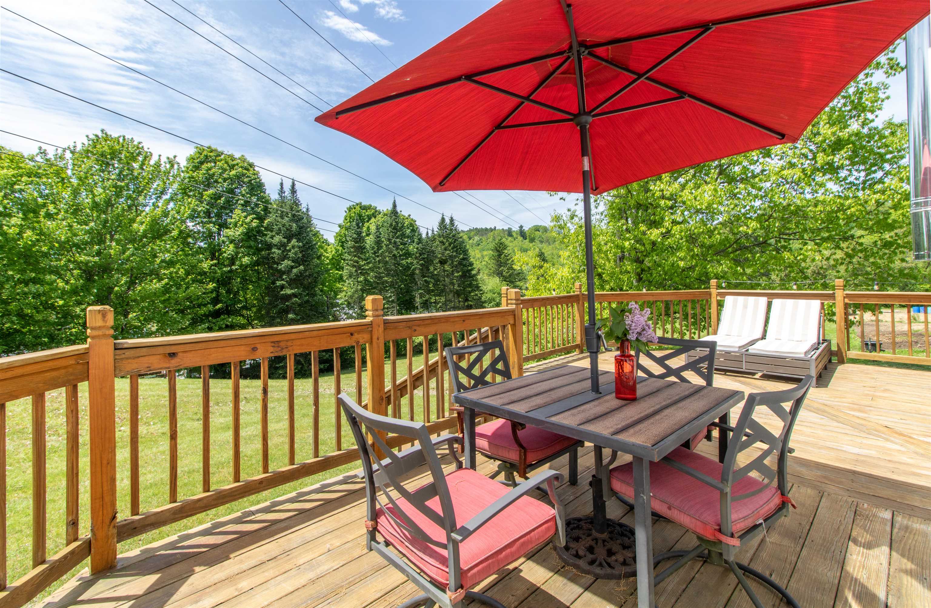 736 Pleasant Street Newport, VT 05855 - Photo 3 of 58