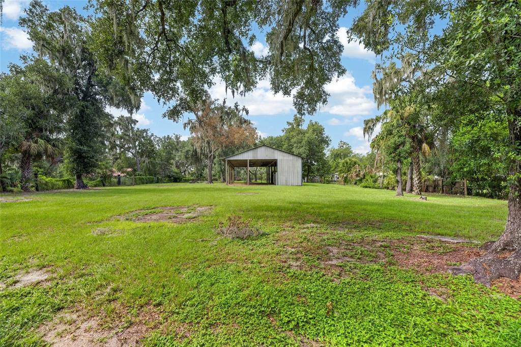 615 Thompson Road Lithia, FL 33547 - Photo 38 of 55