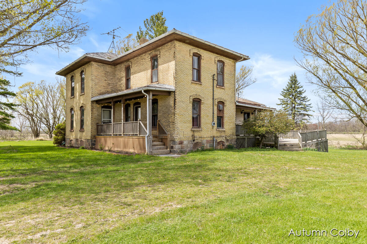 1634 Peterson Road Orleans, MI 48865 - Photo 4 of 47 IMG_1003