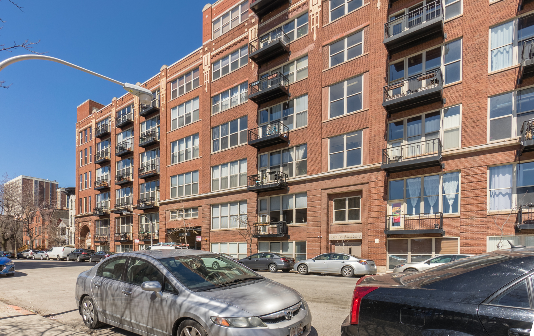 1500 West Monroe Street, Unit 423 Chicago, IL 60607 - Photo 2 of 18