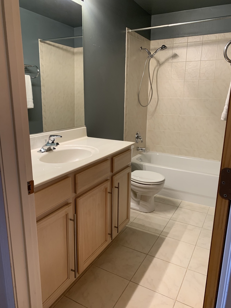 1500 West Monroe Street, Unit 423 Chicago, IL 60607 - Photo 12 of 18