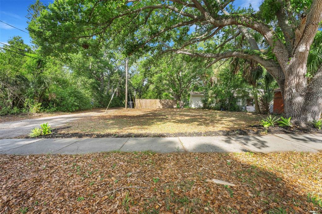 2715 5th Street South St. Petersburg, FL 33705 - Photo 13 of 40