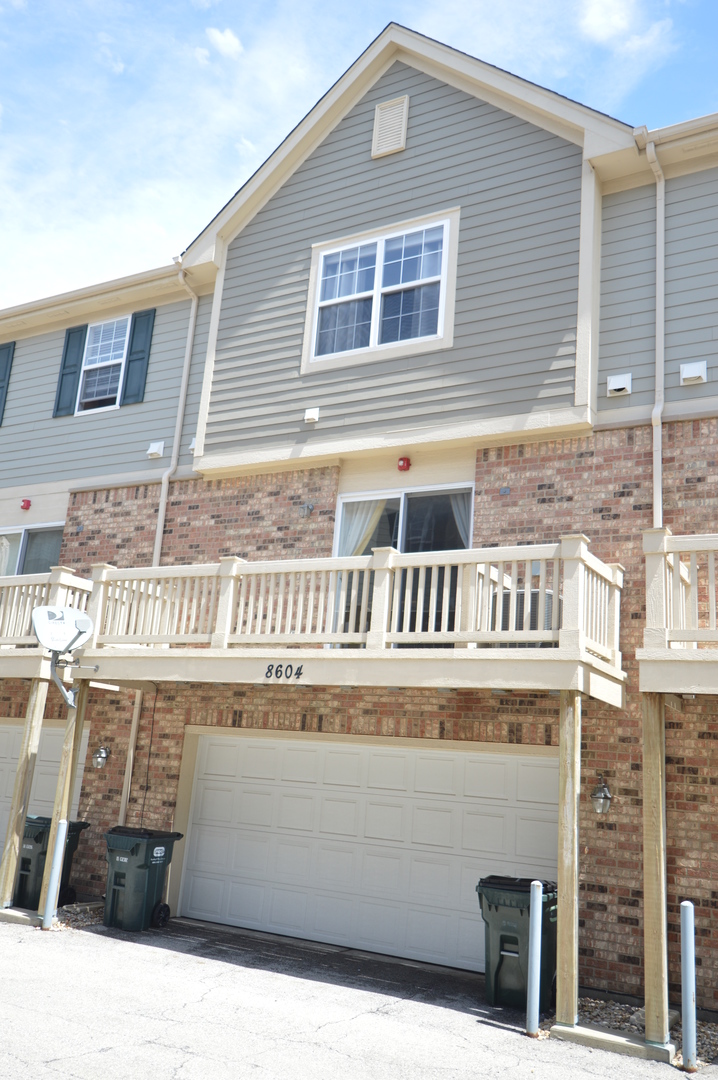 8604 Prairie Street Morton Grove, IL 60053 - Photo 2 of 16