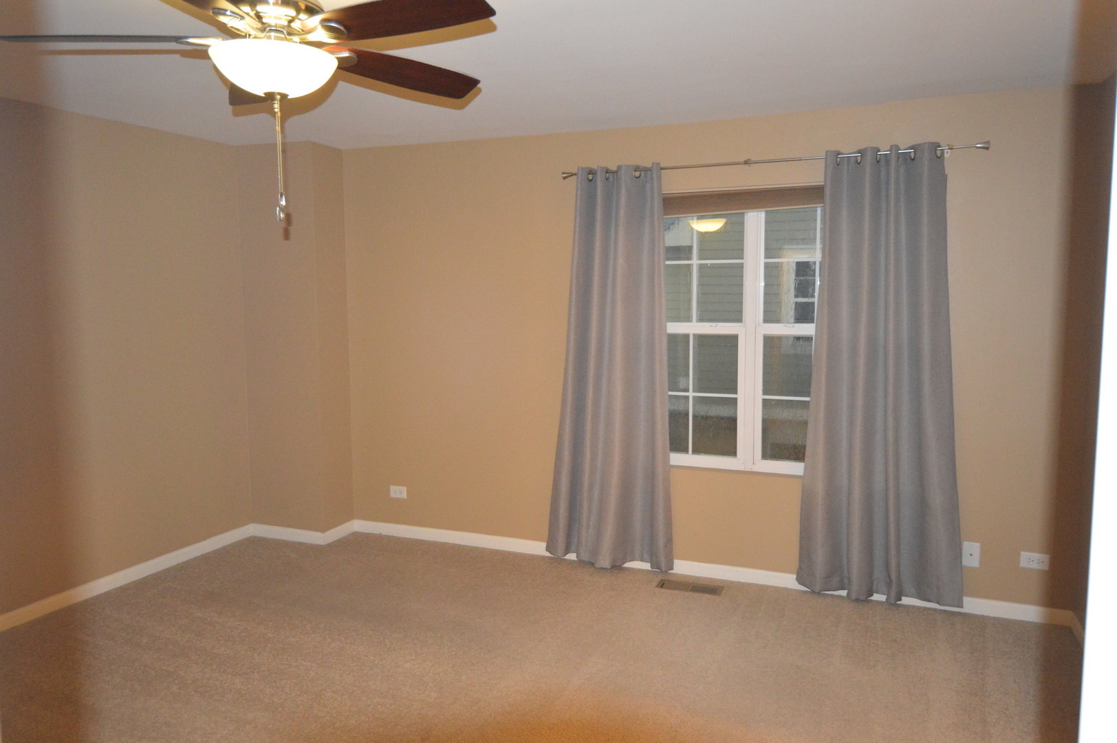 8604 Prairie Street Morton Grove, IL 60053 - Photo 8 of 16