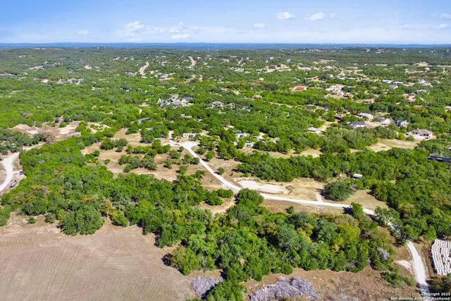 $1,150,000 | 1151 Fawn Valley Drive, Canyon Lake, TX 78133
