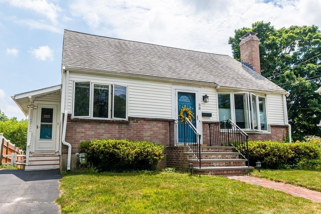 38 Goshen Road Dedham, MA 02026 - Photo 2 of 23 Gallery Image 2