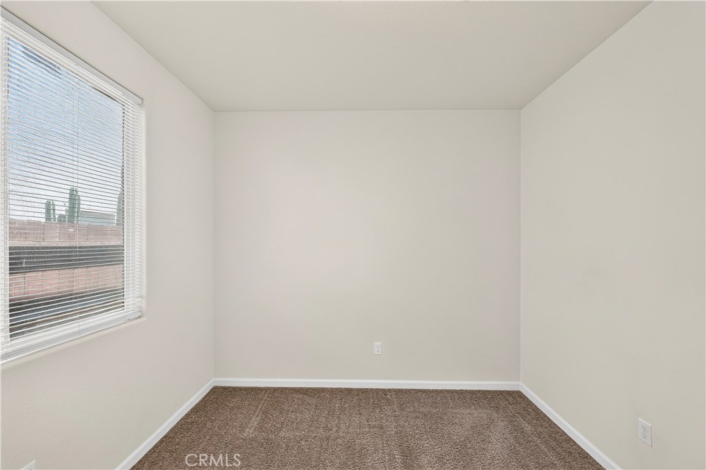 4395 Strathmore Place Merced, CA 95348 - Photo 36 of 51 Gallery Image 36
