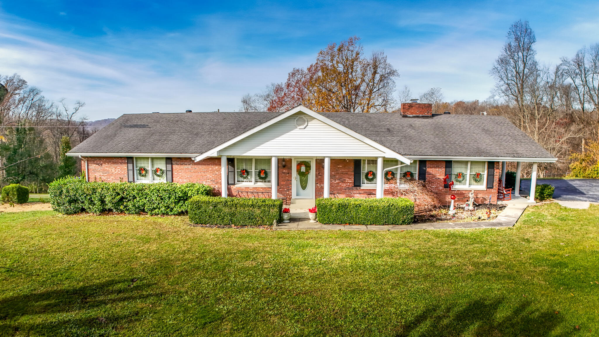 180 Chestnut Ridge Road Mount Vernon, KY 40456 - Photo 2 of 21 Photo Nov 24 2024, 10 21 20 AM