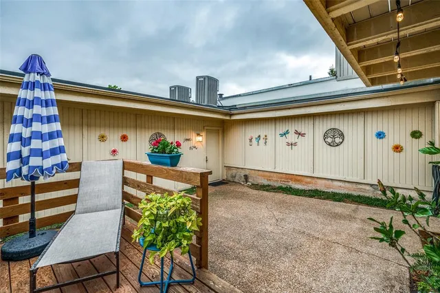 $275,000 | 3010 Shady Knoll Lane, Bedford, TX 76021