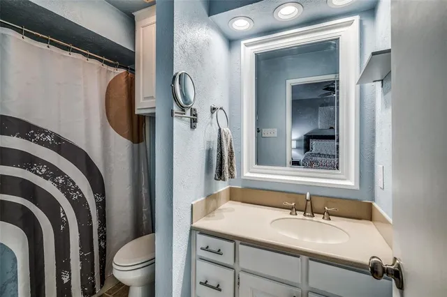 $275,000 | 3010 Shady Knoll Lane, Bedford, TX 76021