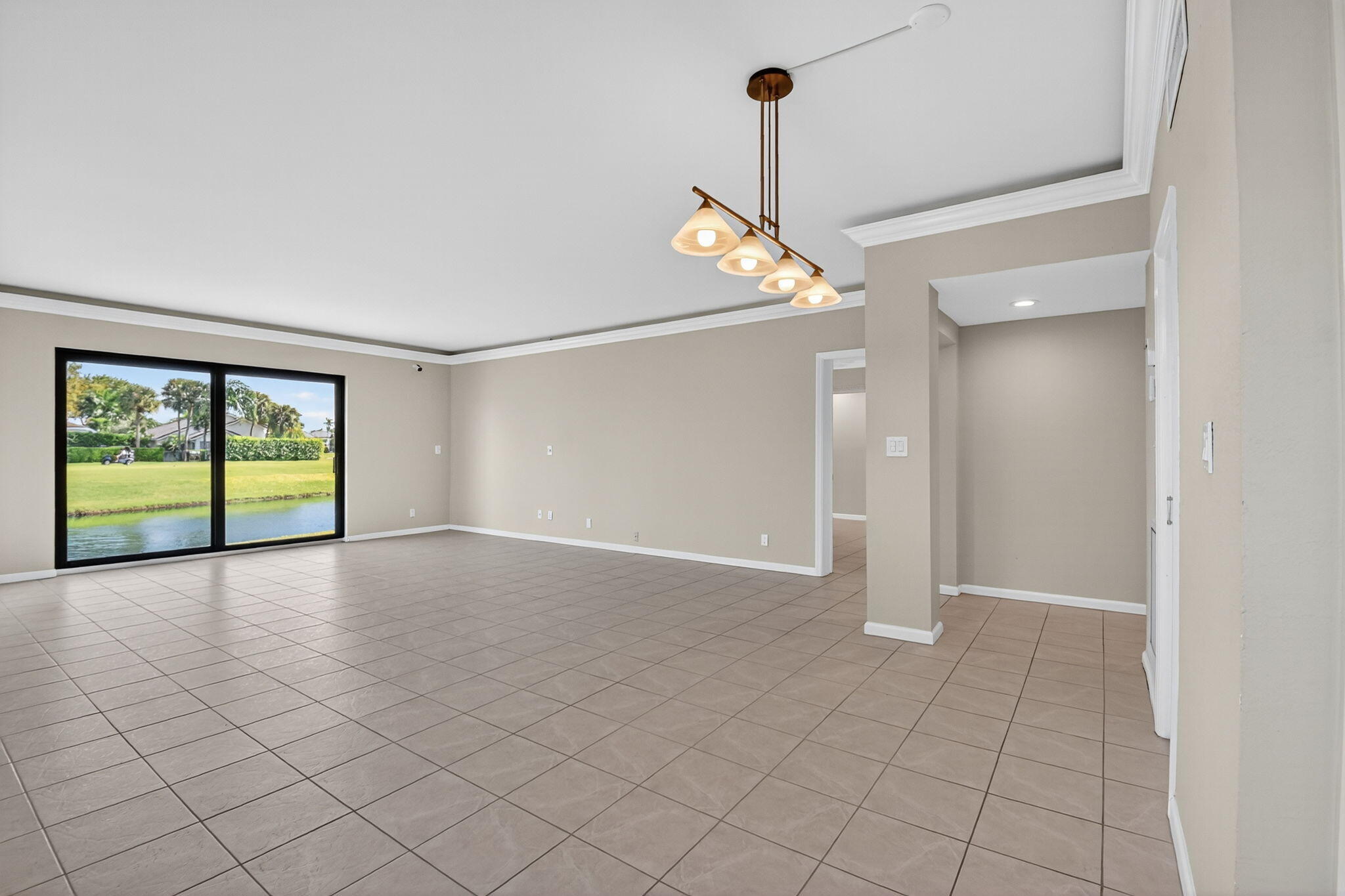 900 Greensward Lane, Unit 101G Delray Beach, FL 33445 - Photo 12 of 62 Dining Area
