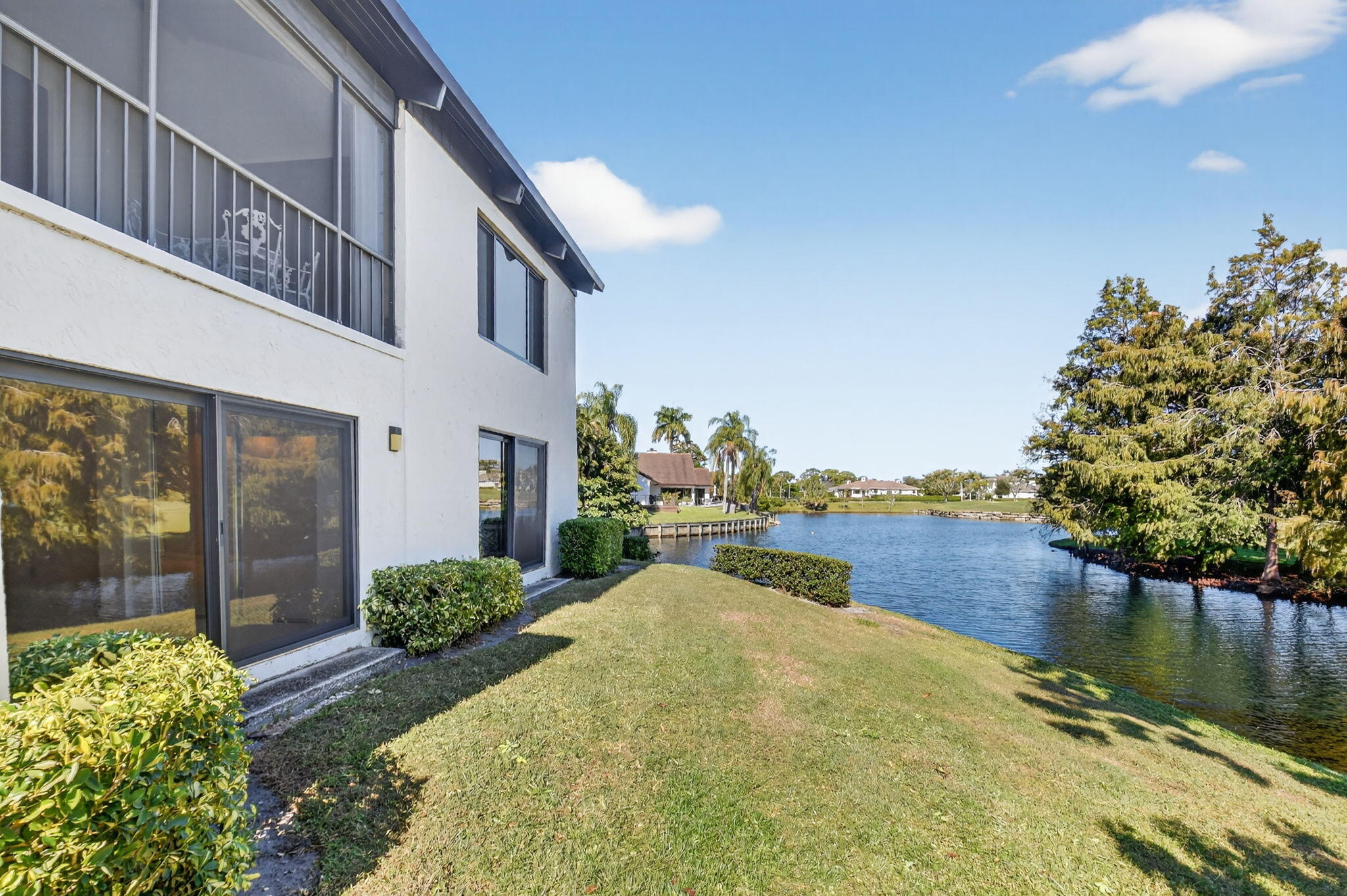 900 Greensward Lane, Unit 101G Delray Beach, FL 33445 - Photo 44 of 62 Back of property