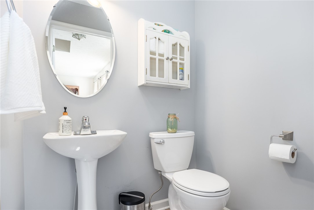 86 Princeton Lane Perinton, NY 14450 - Photo 19 of 40