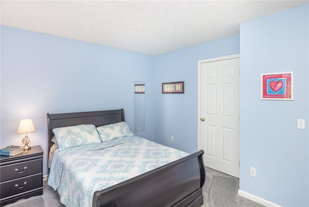 86 Princeton Lane Perinton, NY 14450 - Photo 27 of 40