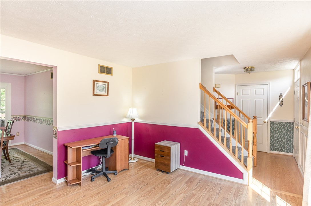 86 Princeton Lane Perinton, NY 14450 - Photo 8 of 40