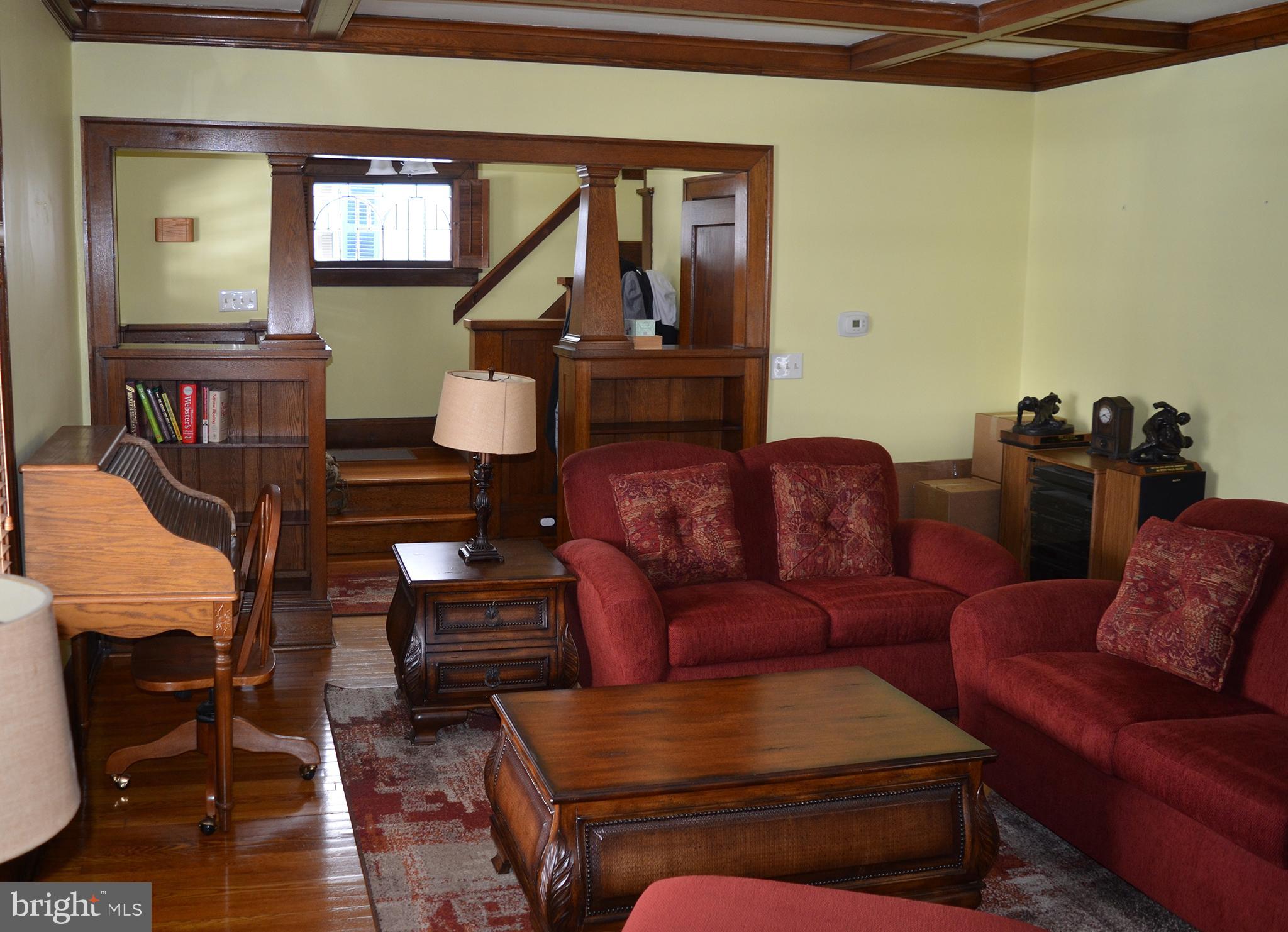 140 Case Avenue Sharon, PA 16146 - Photo 8 of 23 a living room with furniture