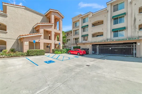 $352,000 | 918 West Garvey Avenue, Unit 107, Monterey Park, CA 91754