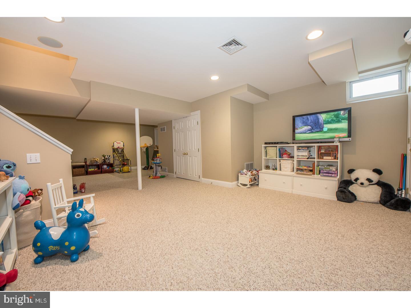 802 Dresher Way Wayne, PA 19087 - Photo 21 of 25