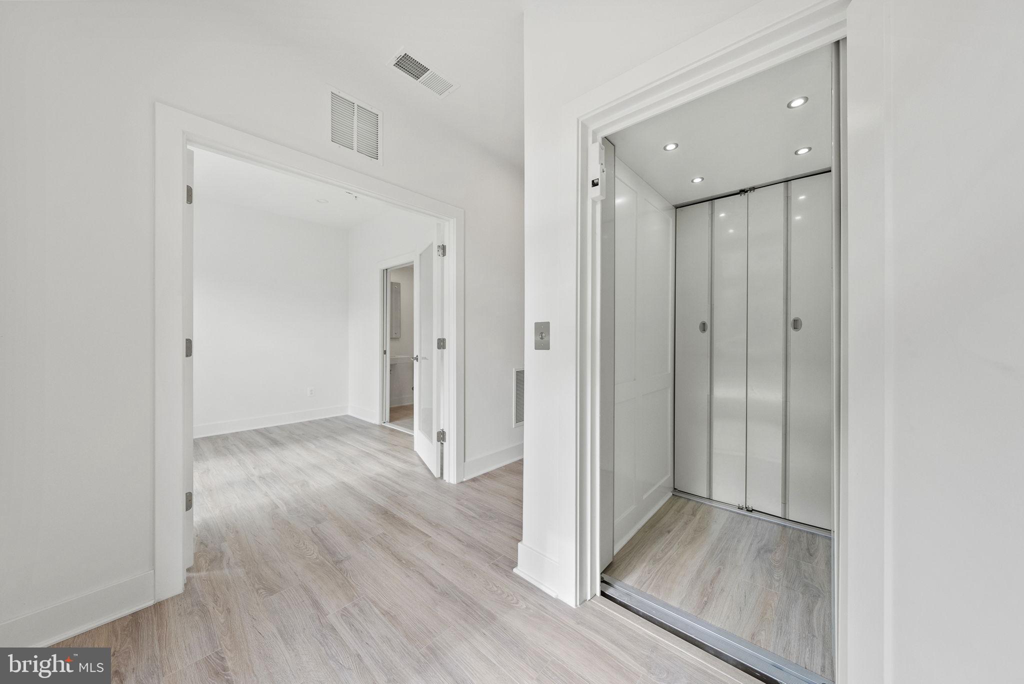 1840 Michael Faraday Drive Reston, VA 20190 - Photo 7 of 27