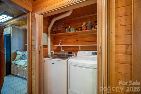 a view of washer and dryer