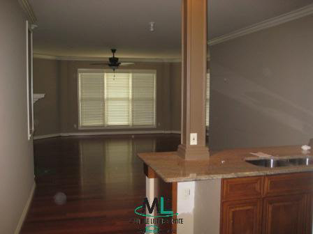 202 Walnut Boulevard, Unit 3 Rochester, MI 48307 - Photo 4 of 12 925407-3.JPG