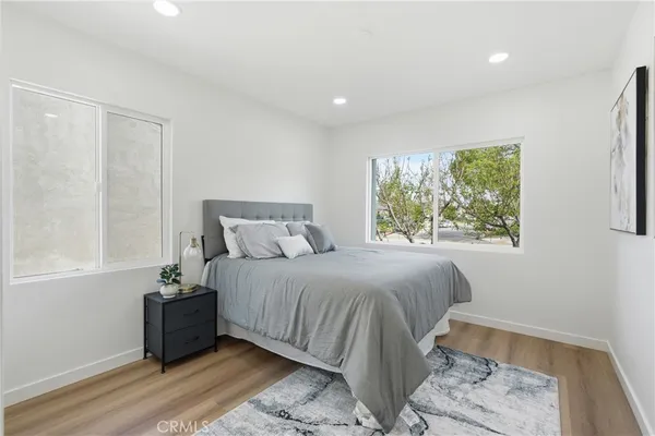 $1,335,000 | 6926 East Peabody Street, Long Beach, CA 90808