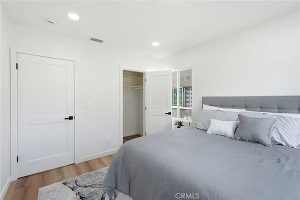 $1,335,000 | 6926 East Peabody Street, Long Beach, CA 90808