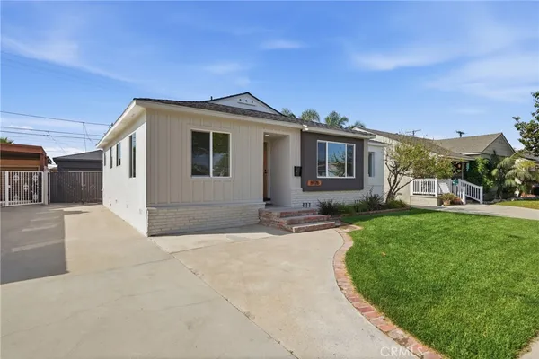 $1,335,000 | 6926 East Peabody Street, Long Beach, CA 90808