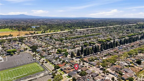 $1,335,000 | 6926 East Peabody Street, Long Beach, CA 90808