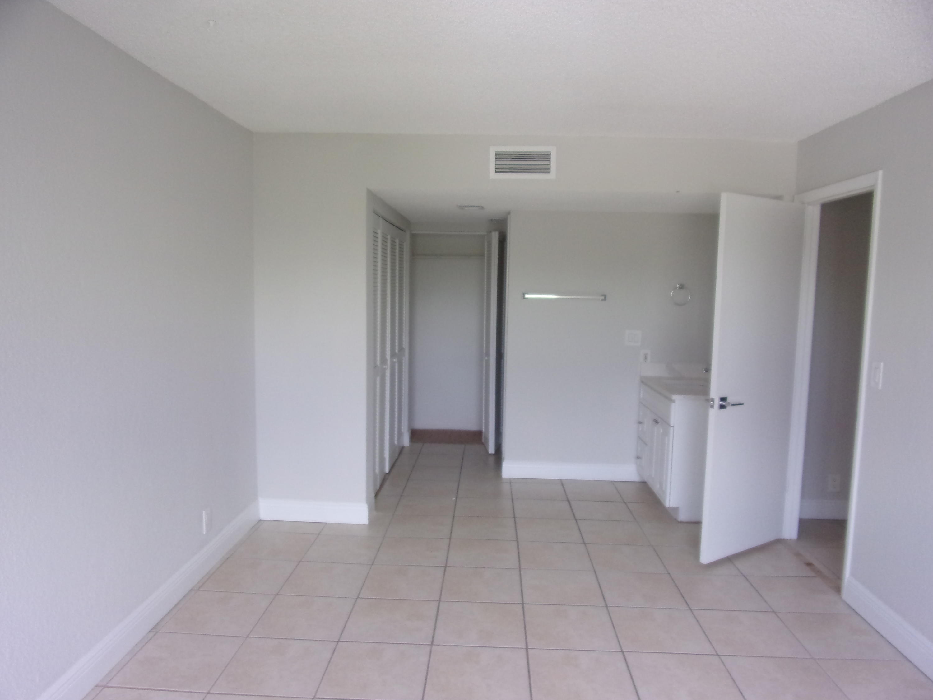1505 Southeast Royal Green Circle, Unit U203 Port St. Lucie, FL 34952 - Photo 5 of 15 100_5254
