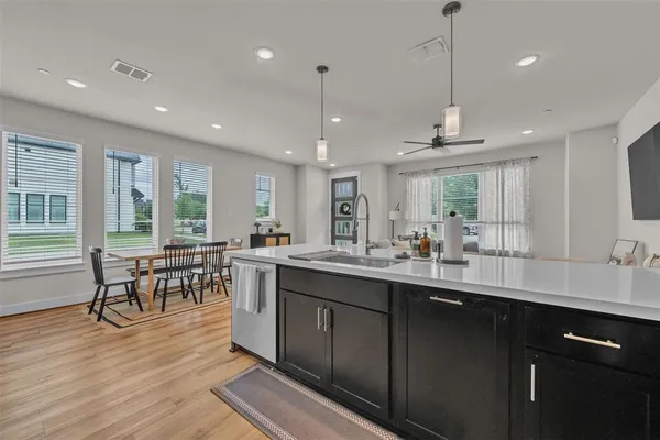 $425,000 | 7549 Reis Lane, North Richland Hills, TX 76182